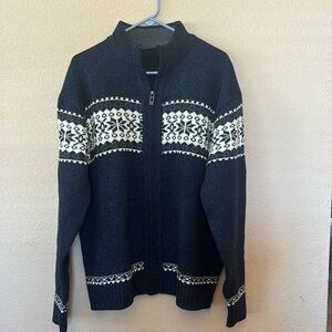 Mens Nordic style Full Zip-up Sweater.